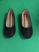 Ladies Dream Pairs Black Diamond Size 4