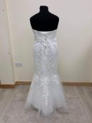 Venus wedding dress approx size 20