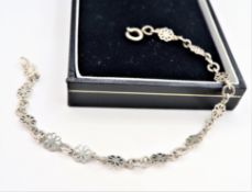 Sterling Silver Daisy Chain Bracelet New With Gift Pouch