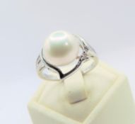 Sterling Silver Cultured Pearl & Diamond Ring New With Gift Pouch