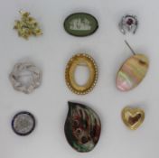 Set of 9 Vintage Brooches
