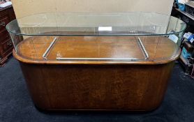 High Quality Oval Form Jewellery Display Cabinet Counter