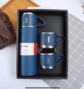 New Vacuum Insulated Flask Stainless Steel Thermo Bottle with 2 Cups Blue