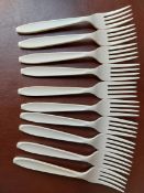 200 Plastic Forks In Champagne