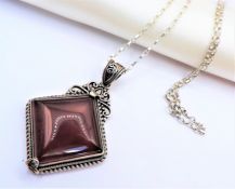 Sterling Silver SUARTI Red Carnelilan Pendant Necklace with Gift Box