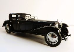 Franklin Mint 1930 Bugatti Royale Coupe Napoleon Diecast Model Car Scale 1:24