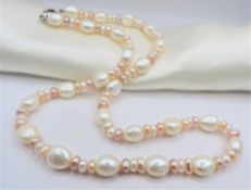 Peaches & Cream Cultured Pearl Necklace Silver Clasp 18