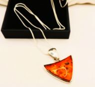 Vintage Sterling Silver Baltic Amber Pendant Necklace