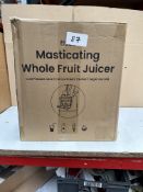 Fridja Masticating Whole Fruit Juicer. RRP £80. Grade U