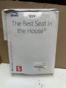 Bemis Wood Toilet Seat. RRP £30 - Grade U