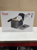 Swan 3L Deep Fat Fryer. RRP £150. Grade U