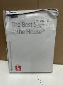Bemis Wood Toliet Seta. RRP £30 - Grade U
