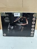 George Home Steam Iron. RRP £30. Grade U