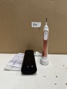 Oral B Electric Toothbrush. RRP £100. Grade U