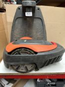 Flymo Robot Lawnmower. RRP £200. Grade U