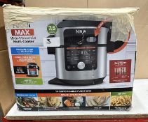 Ninja Foodi Max 15-In-1 Smartlid Multi-Cooker. RRP £200. Grade U