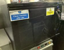 Title: Blue Seal E31 Convection Turbofan OvenDescription: Used, Untested Blue Seal E31 Convection