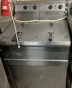 Title: Parry Double FryerDescription: Parry Double Fryer, Tested,Collection or Delivery to be