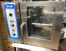 Title: Lincat Combi OvenDescription: Lincat Combi Oven, Tested.Collection or Delivery to be quoted.