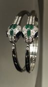 Beautiful Natural Diamond, Blue Sapphire and Green Onyx Snake Bracelet With 18k White Gold