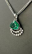 Beautiful Natural Emerald Pendant With Diamonds & Platinum 950