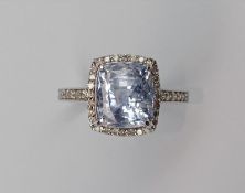 Beautiful 4.74 CT Unheated/Untreated Ceylon Blue Sapphire Diamonds & 18k Gold