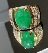 Beautiful 10.97 Carat Natural Emerald Man Ring With Natural Diamonds and 18k Gold
