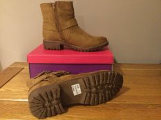 Dolcis “Davis” Ankle Boots, Size 7, Tan - New RRP £49.00