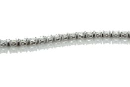 18ct White Gold Tennis Diamond Bracelet 12.68 Carats