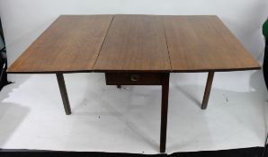 Georgian Antique Oak Drop Leaf Table c.1790