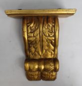 Vintage Carved Giltwood Wall Bracket