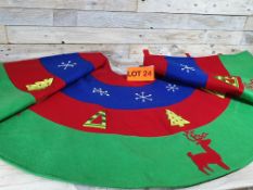 Large 125cm 3D Christmas Tree Skirt. RRP £24.99