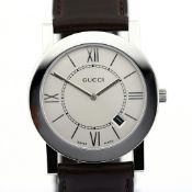 Gucci / 5200M.1 - (Unworn) Gentlemen's Steel Wrist Watch
