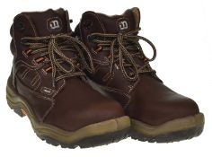 Safety Toe Work Boots. Hendra Mendi. Size UK 11/EU 45. RRP £49
