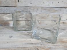 2 x Heavyweight Decorative Square Glass Vases. 15X15X15cm RRP £28