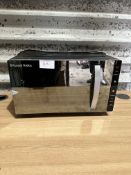 Russell Hobbs Microwave. RRP £70. Grade U