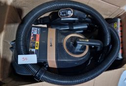 Shark Cylinder Vacuum. RRP £180. Grade U