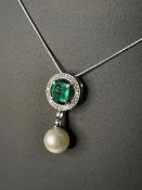 Beautiful 5.55CT South Sea Pearl 1.14ct Emerald,Diamonds & Platinum Pendant