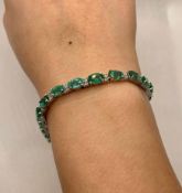 Beautiful 10.41 CTS Natural Emerald Bracelet With Natural Diamonds & 18k Gold