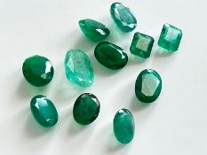 Beautiful 32.30CT Natural Emerald