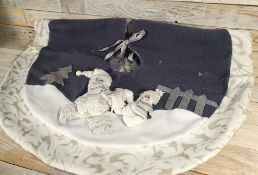 Luxury Grey 3D Christmas Tree Skirt With Snowmen RRP £32.99