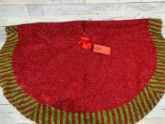 110cm Round Christmas Tree Skirt. Red With Red & Green Edge. Shimmer Fabric.