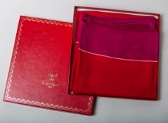 Seidentuch (must de Cartier)