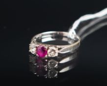 Damenring mit Edelsteinbesatz 585 WG