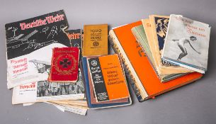 Großes Konvolut von Büchern und Heften (Drittes Reich)