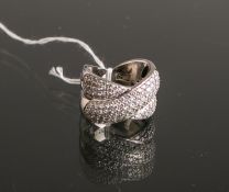 Damenring m. Diamantbesatz 750 WG (Christ)