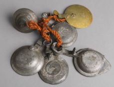 6-teiliges Konvolut von Krugdeckeln