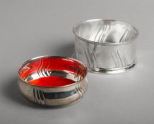 Paar Flaschenuntersetzer aus 800 Silber