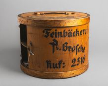 Historische Transportbox für Torten (um 1900)