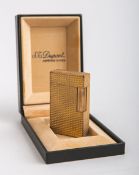 2-teiliges Konvolut von Feuerzeugen